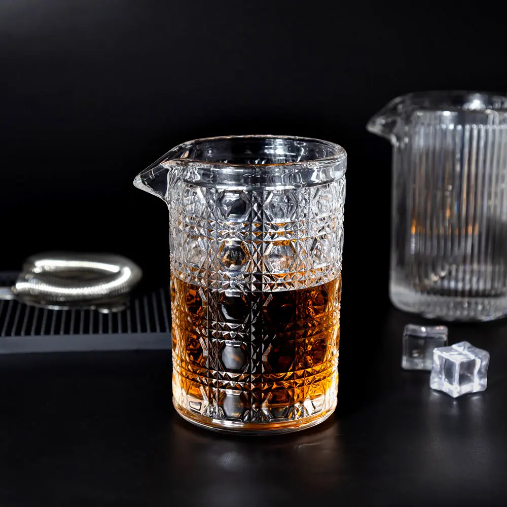 Lead-Free Mixing Glass (6).jpg