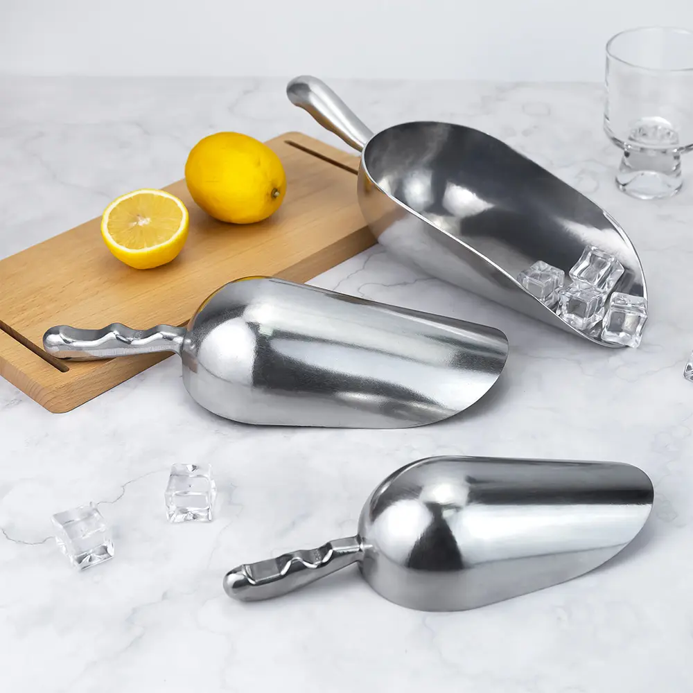 6-85oz Aluminum Round Bottom Bar Ice Cube Scoop.jpg