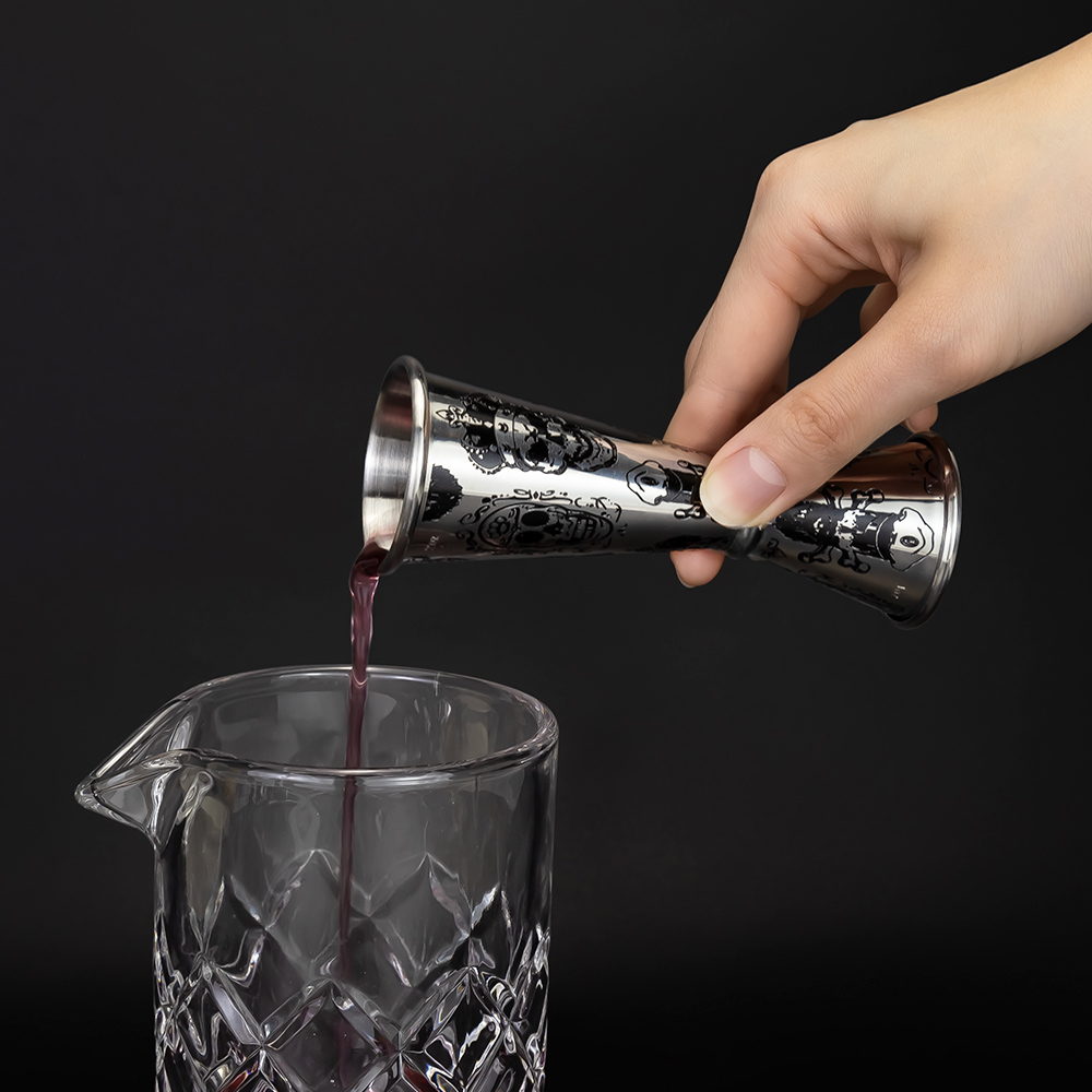 Skull Etched Bar Jigger (1)