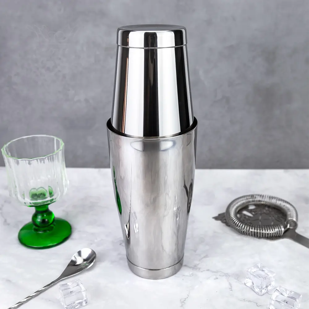 Custom Color Bar Mixing Tin On Tin Boston Shaker (5).jpg