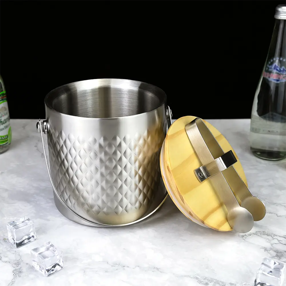 Ice Bucket with Lid (2)