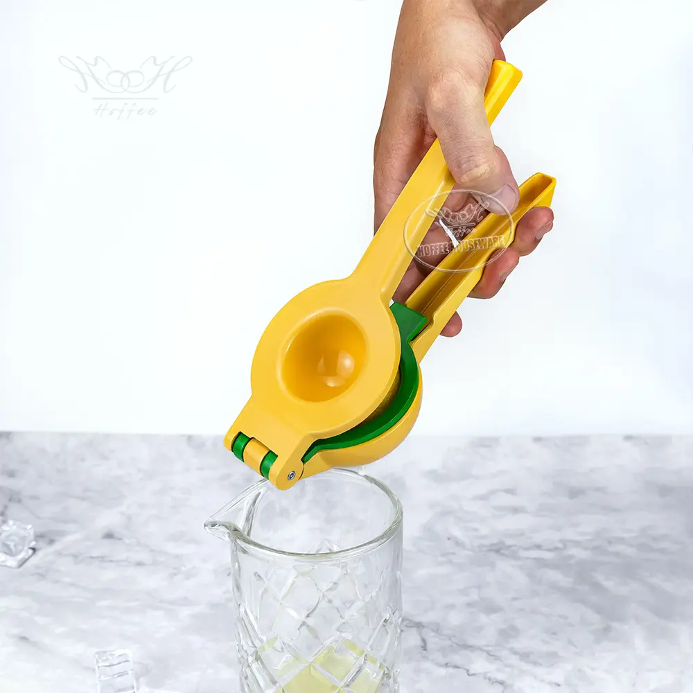 2-in-1 Multi-Function Handheld Juicing Lemon Squeezer (3).jpg