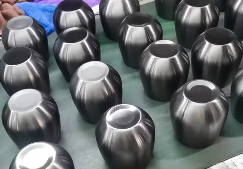 Egg Shaped Martini Glass Production (6).jpg