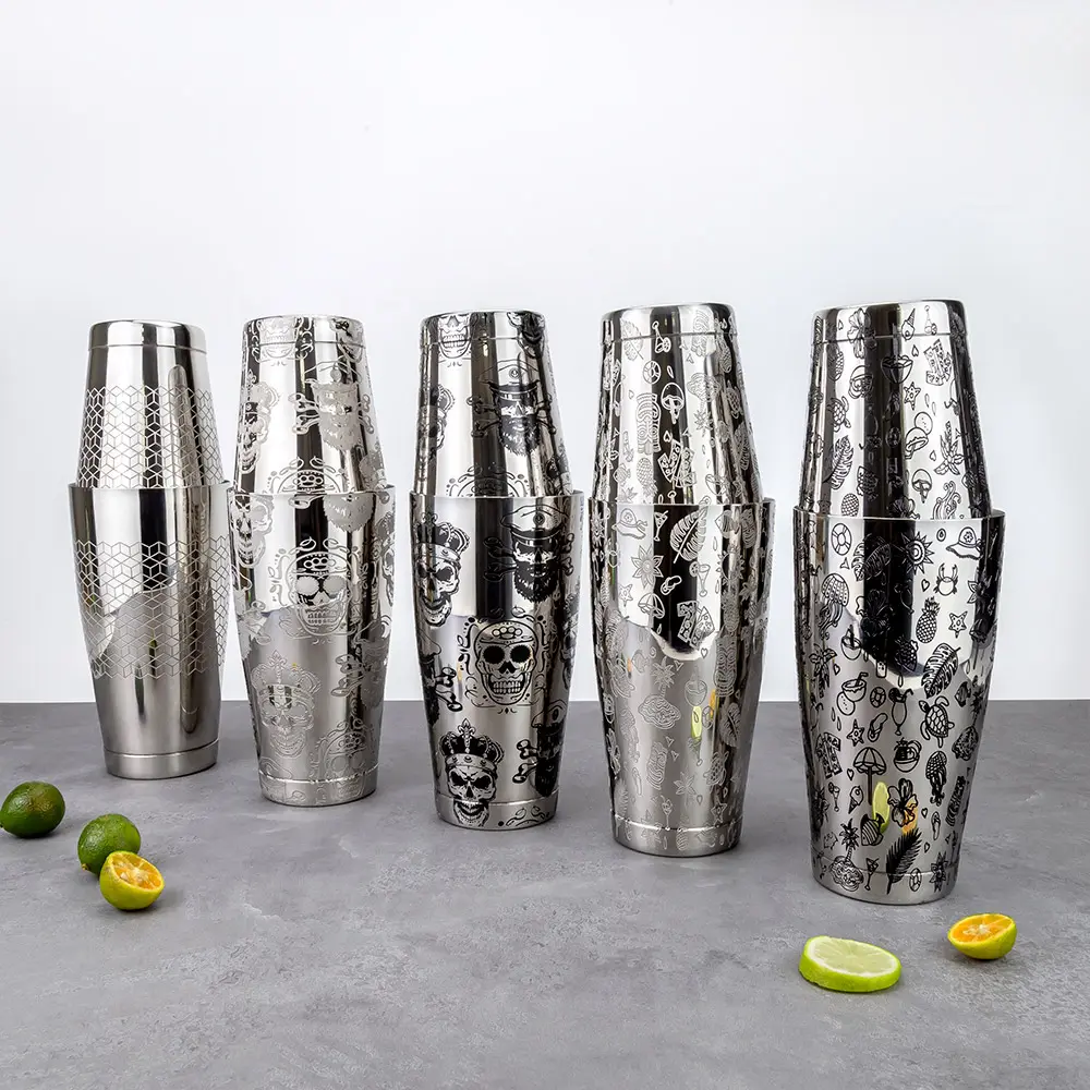 Engraved Skull Boston Shaker Tins (2).jpg